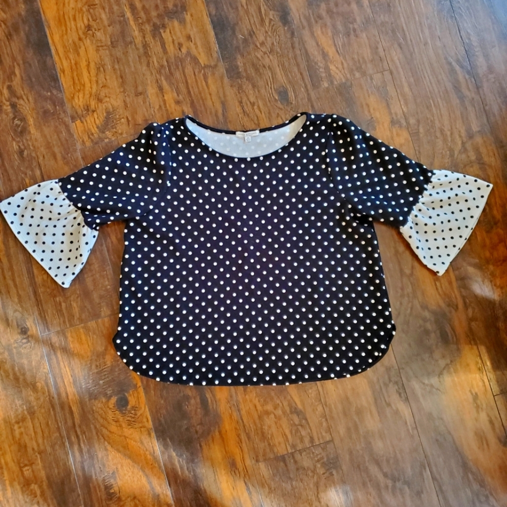 Green Envelope Los Angeles Black & White Polka Dot Flared Sleeve Shirt Size 2X